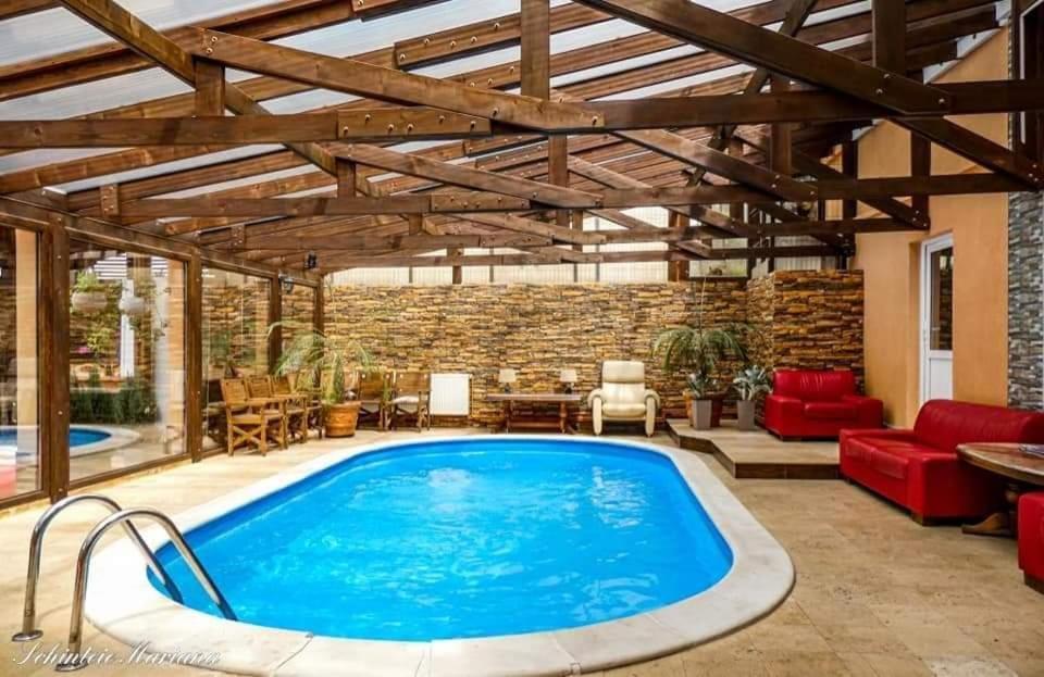 Casa Piri Hotel Anina Eksteriør billede