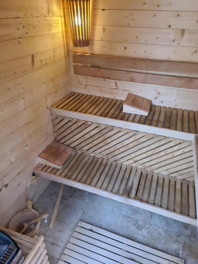 Casa Piri Hotel Anina Eksteriør billede