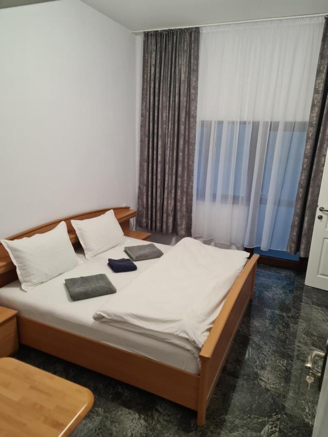 Casa Piri Hotel Anina Eksteriør billede