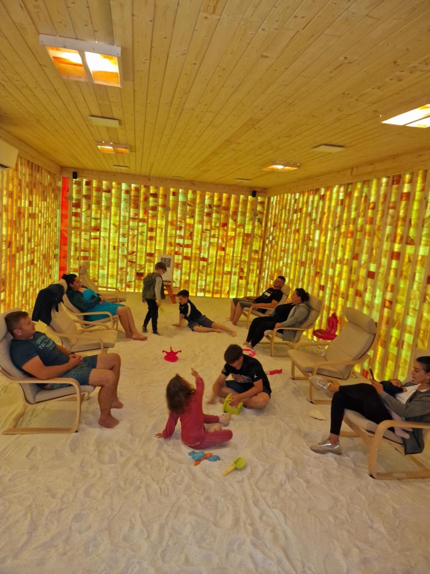 Casa Piri Hotel Anina Eksteriør billede