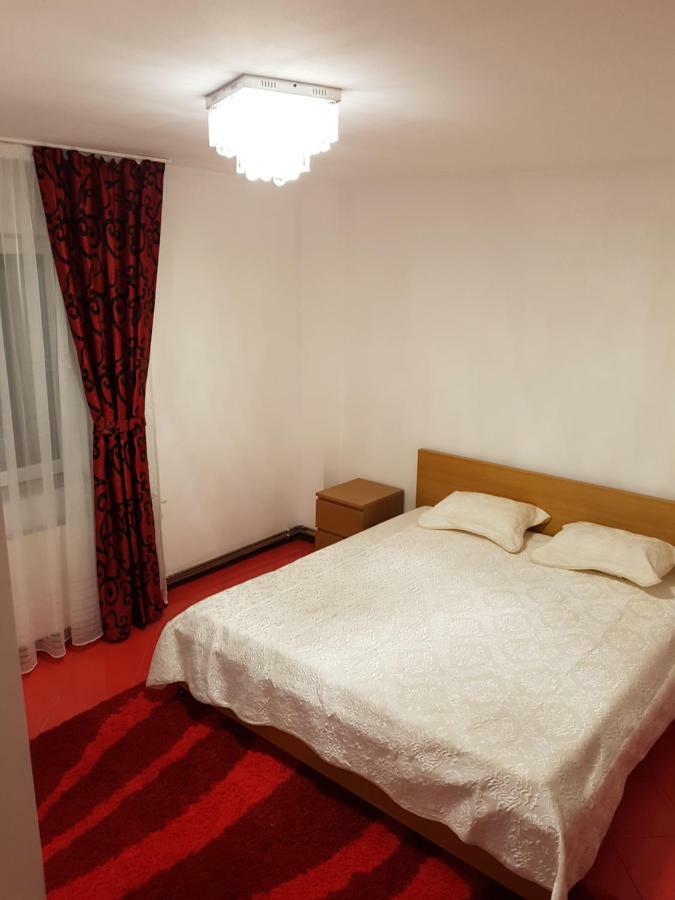 Casa Piri Hotel Anina Eksteriør billede