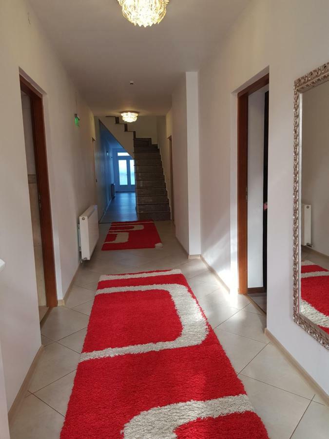 Casa Piri Hotel Anina Eksteriør billede